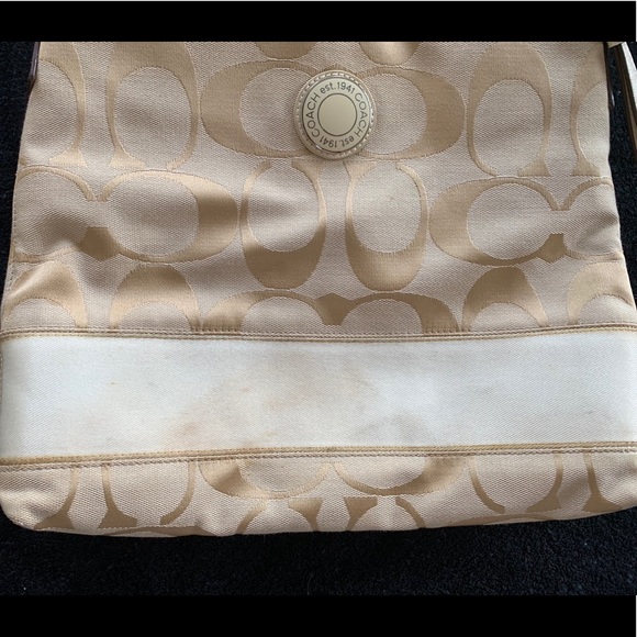 Coach Crossbody in beige - Picture 2 of 8